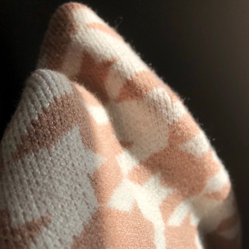 Simplee Apparel Sweater - Picture 3 of 6